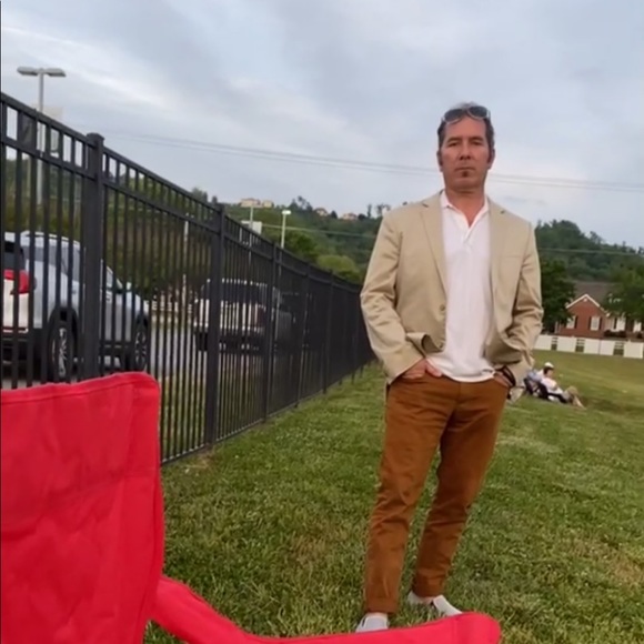 Meet your Posher, Mike - Picture 2 of 3